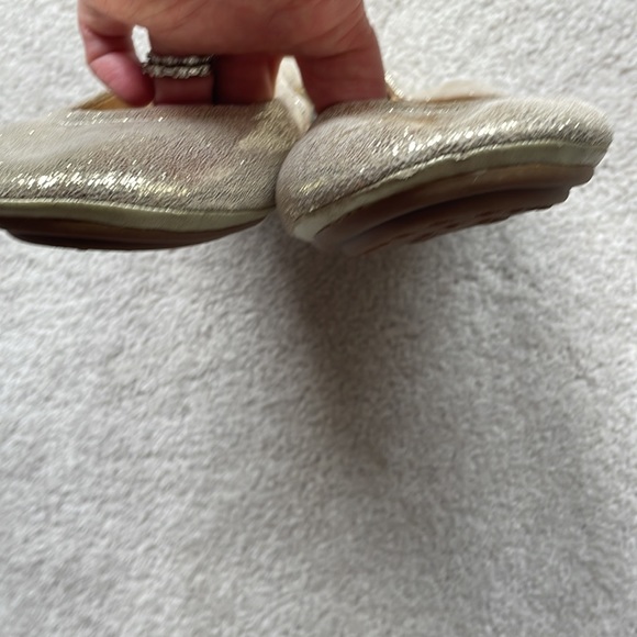 Talbots ballet flats. Gold. - Picture 4 of 8